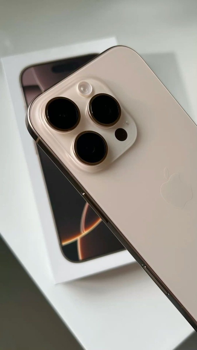 iPhone 16 Pro Max 256GB Desert