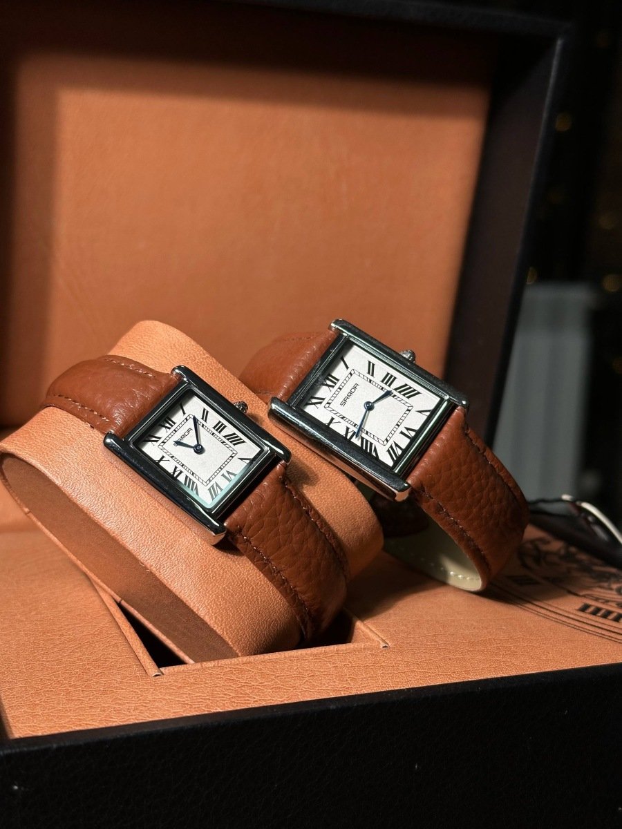 Парные часы