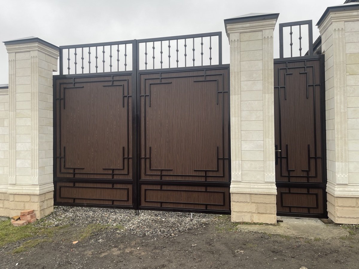 Распашные ворота