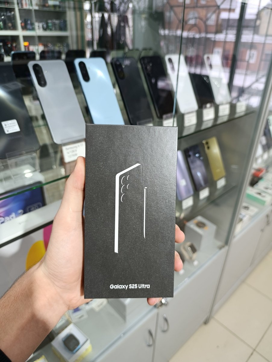 Samsung S25 Ultra 12/256гб.Jet-black