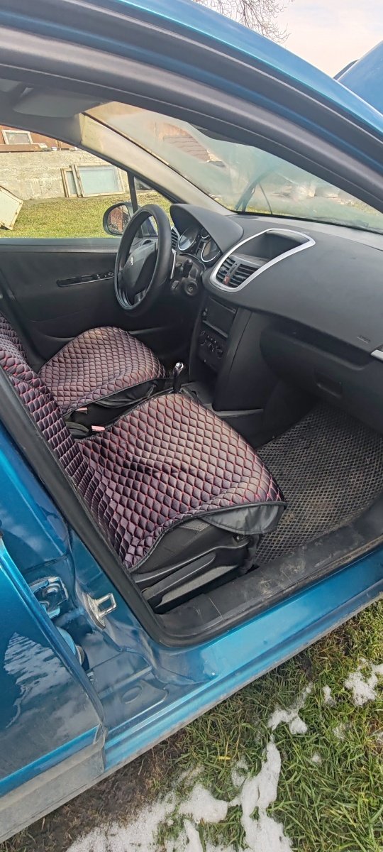 Продаю пежо