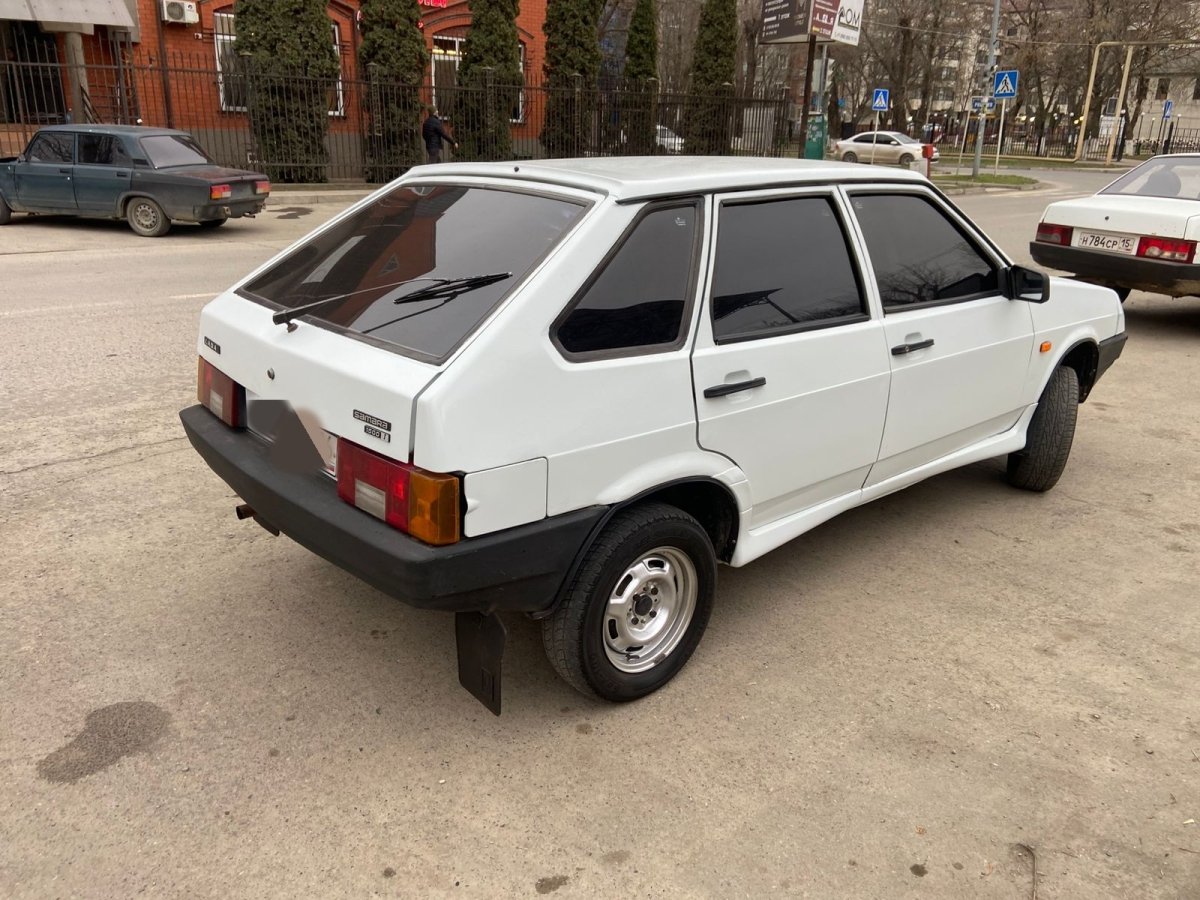 Адам Умаров