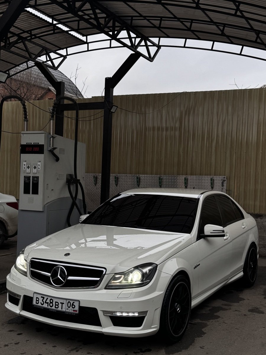 Мерседес C 204