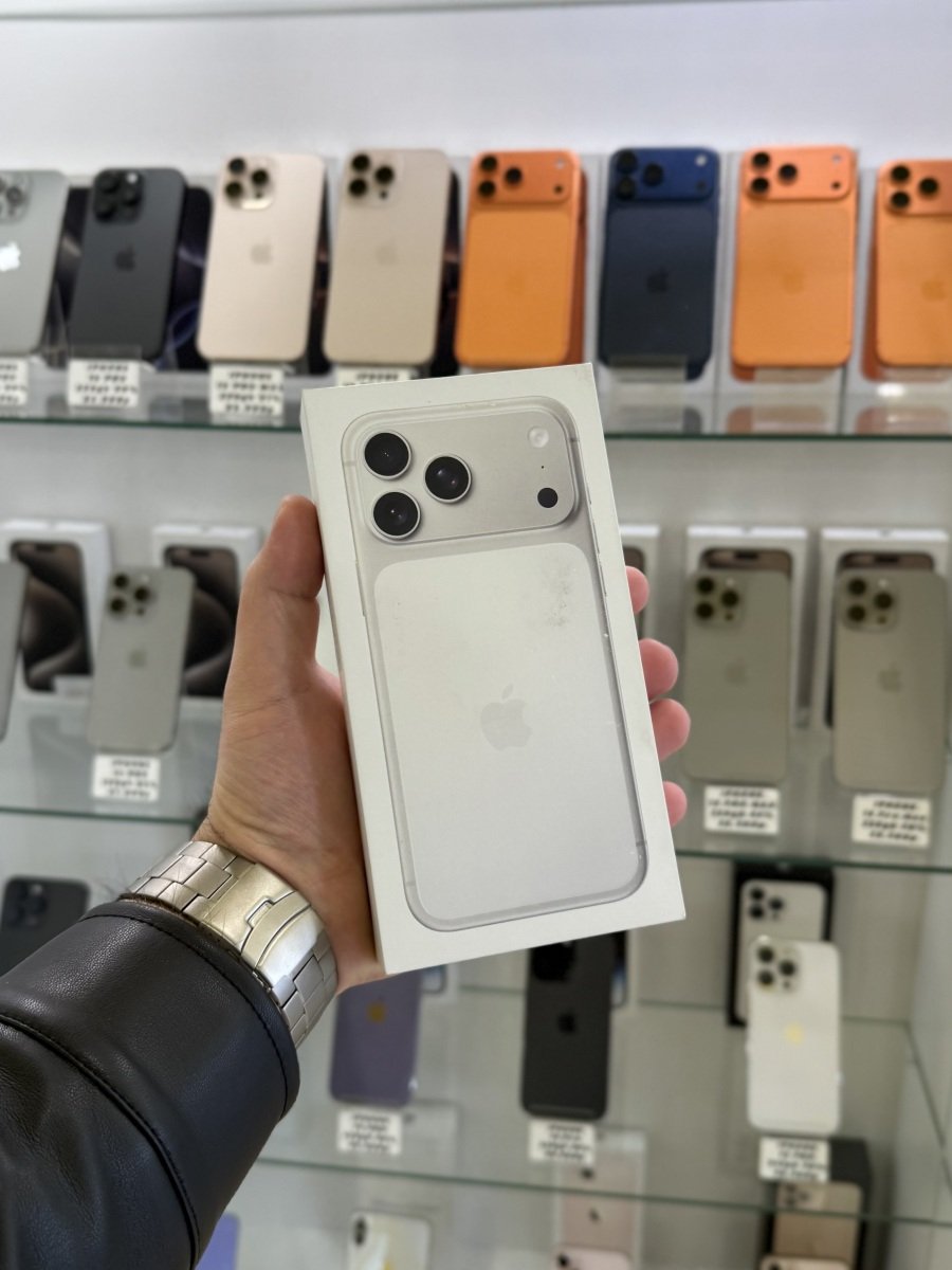 iPhone 17 pro max 1TB silver sim+esim