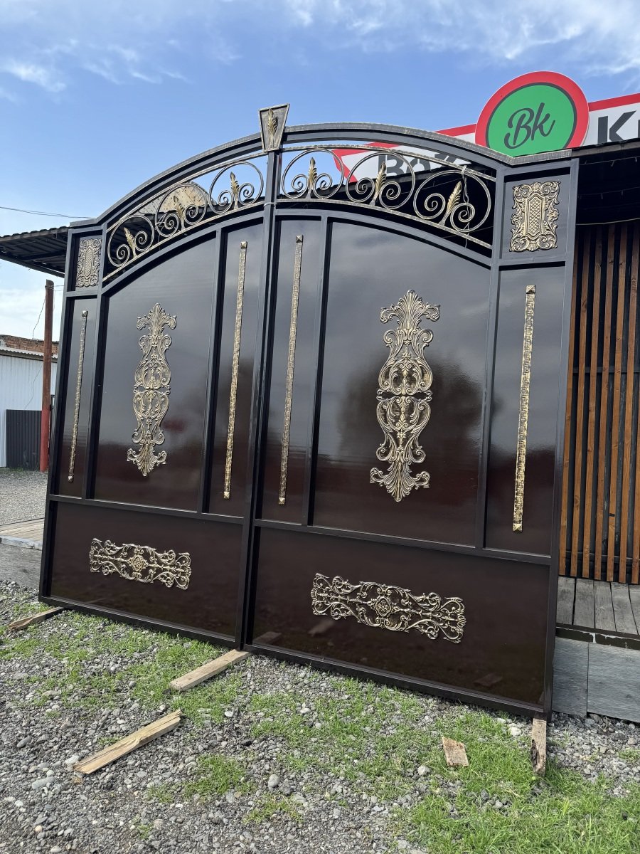 Кованые ворота