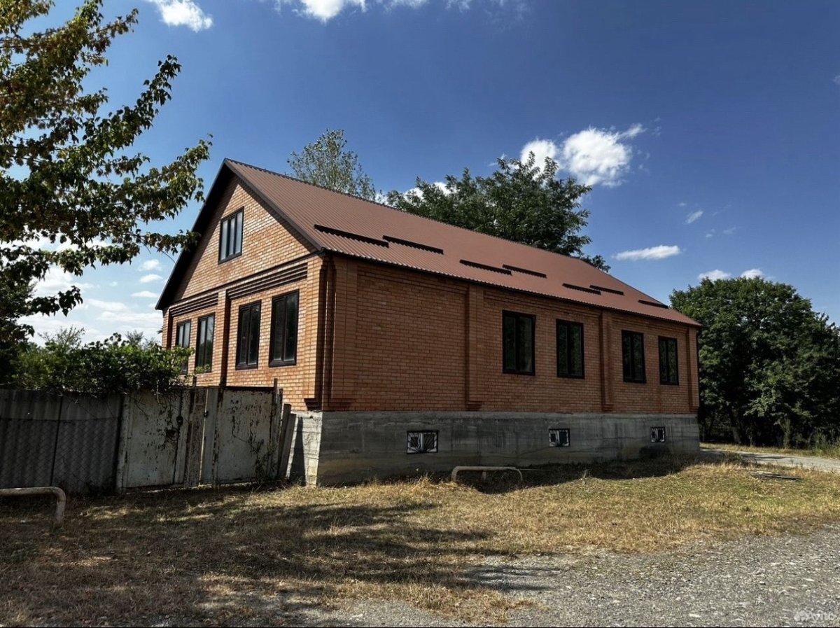 Продаю дом 319 м² на участке 17 сот.