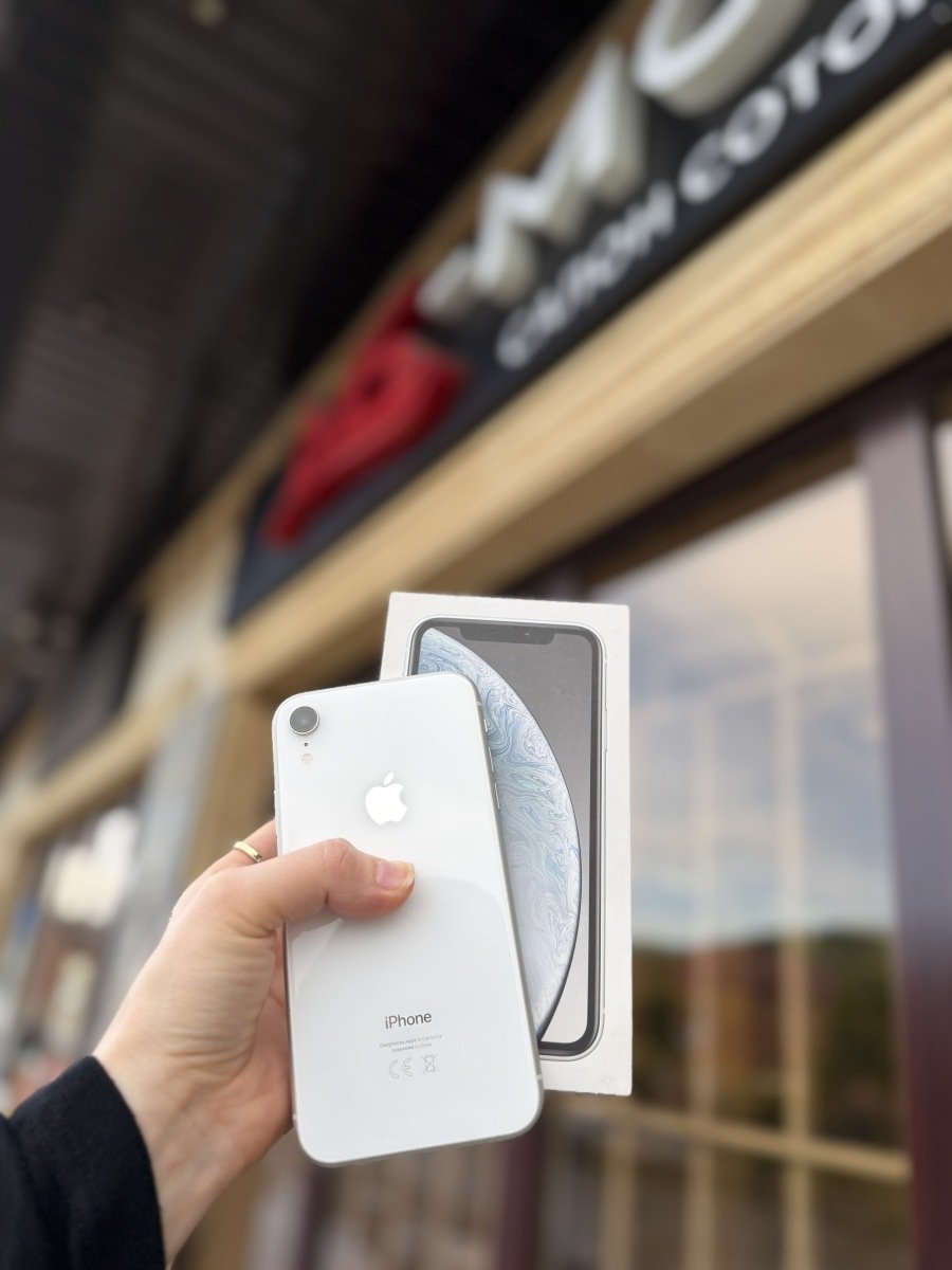 iPhone XR 64GB