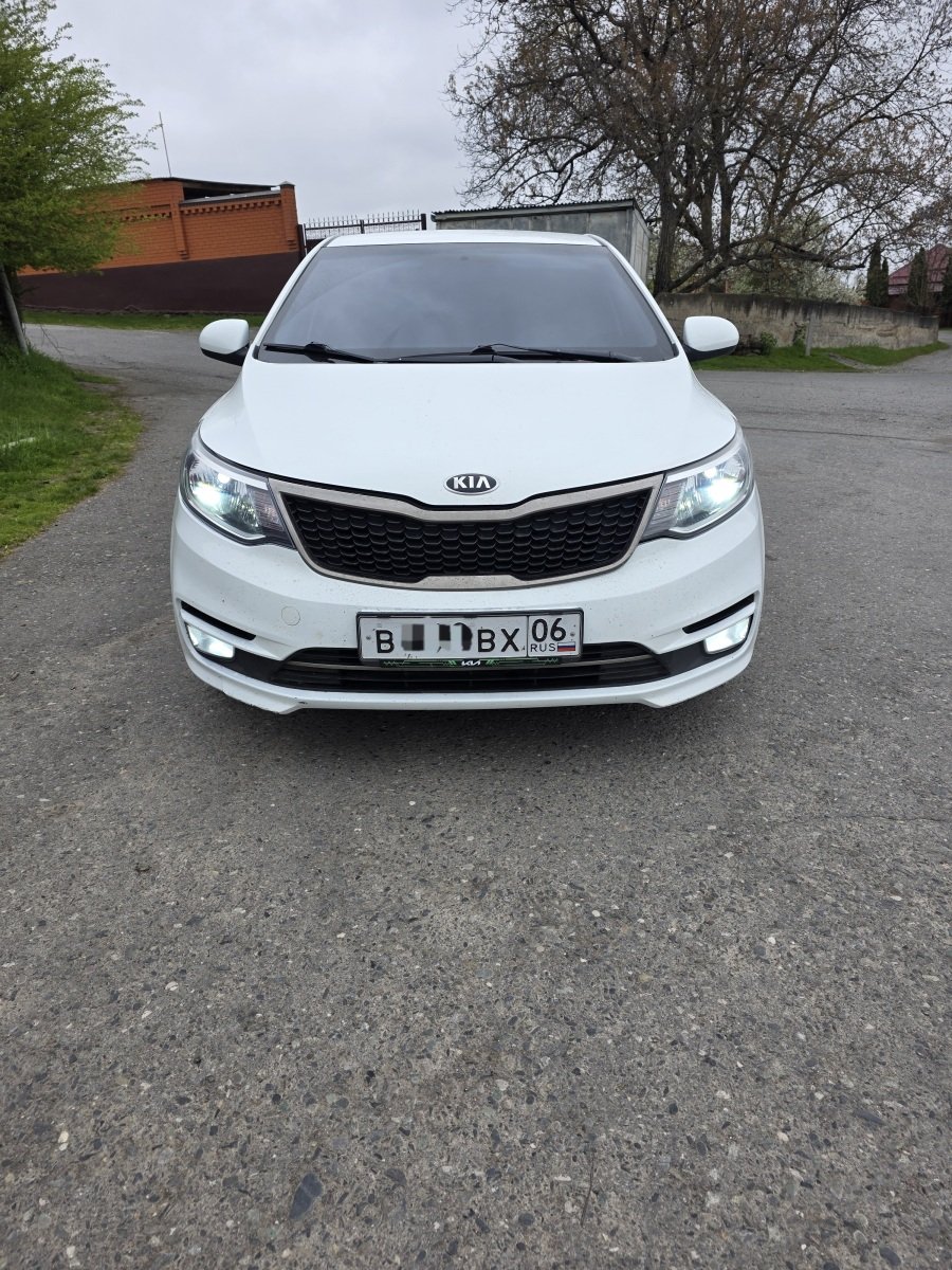 KIA RIO 3 2016 г.