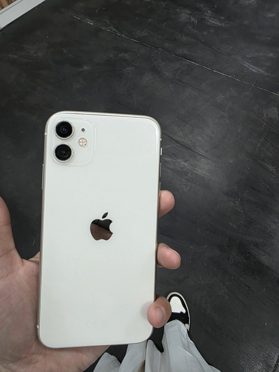 iPhone 11 128gb 100% white