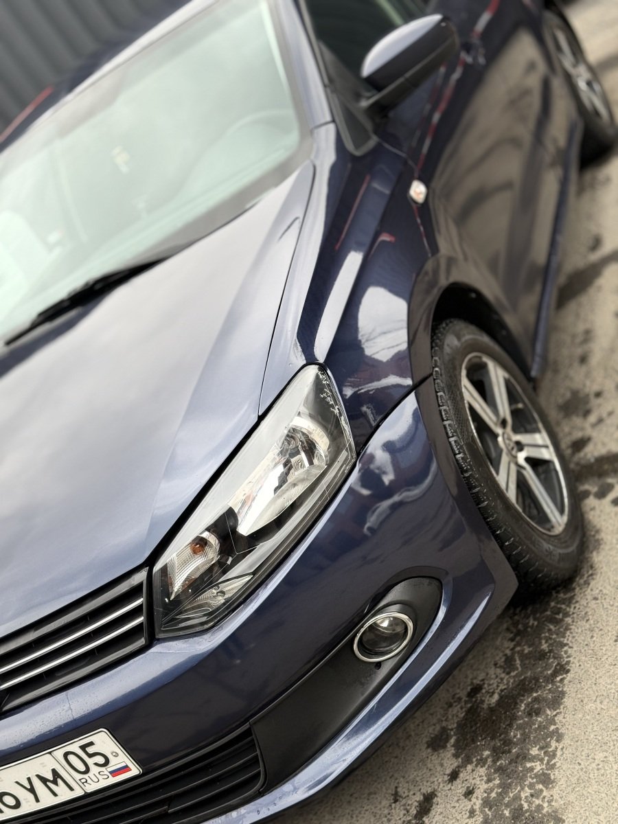 Продаю Volkswagen polo 2013