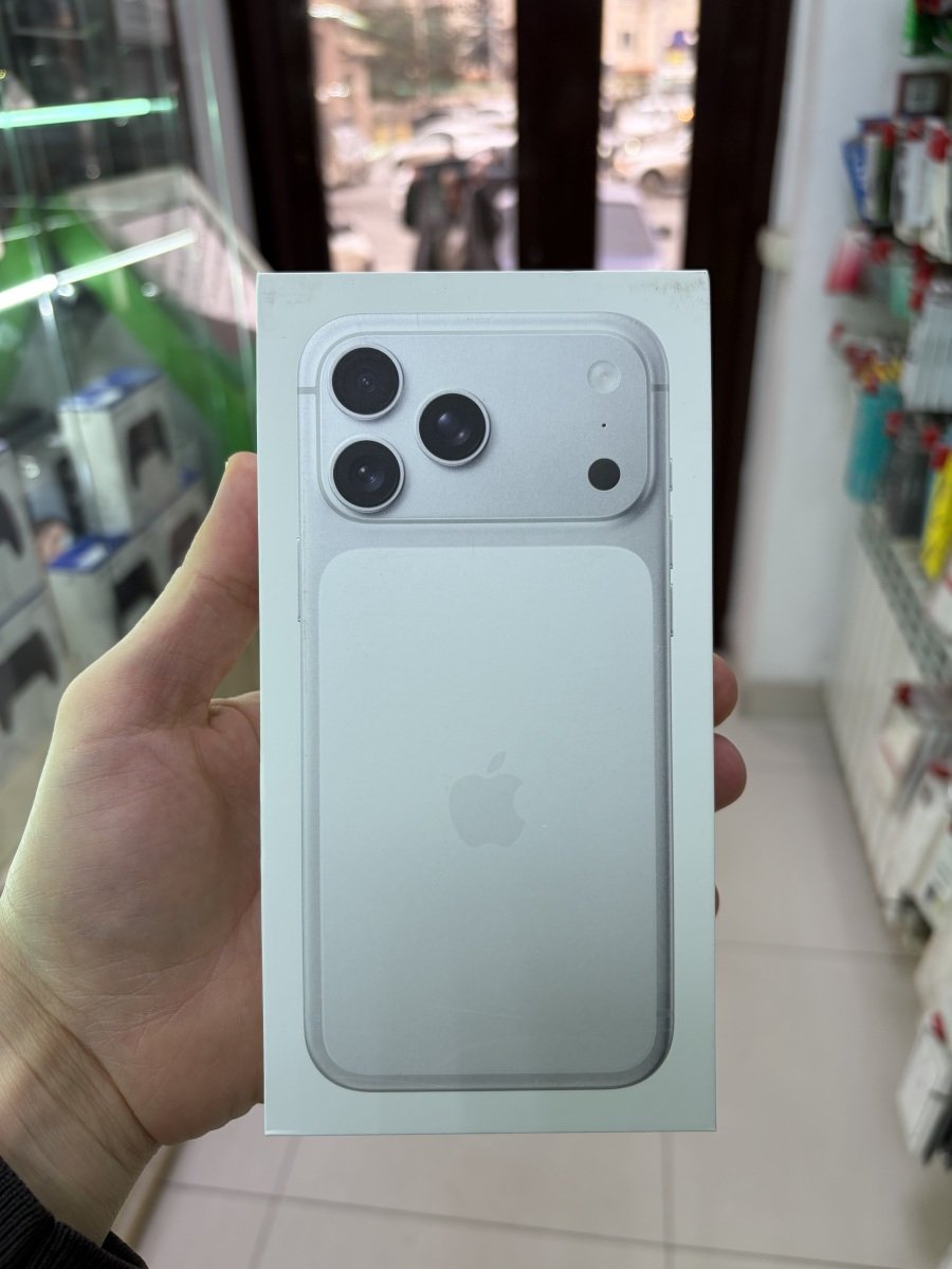 iPhone 17 ProMax 256GB