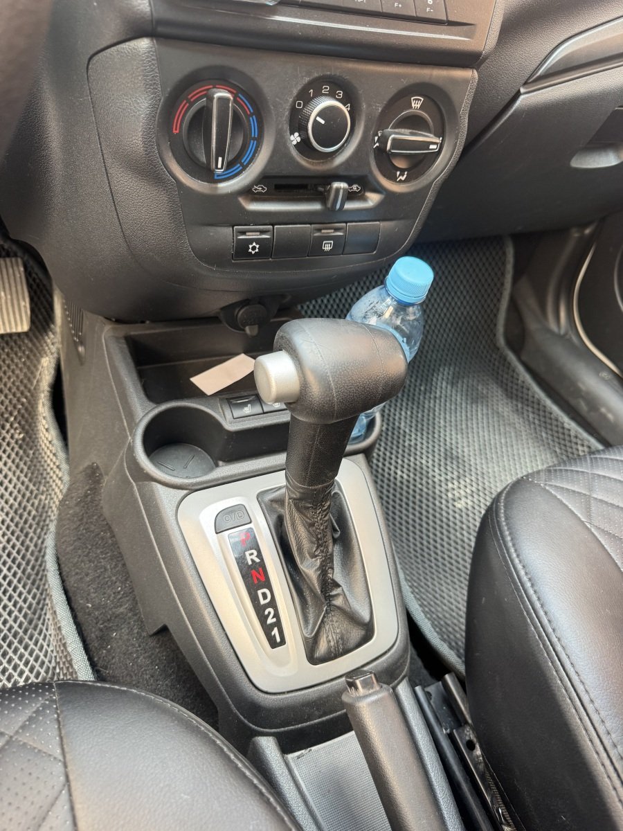 Гранта автомат 19г пробег 158