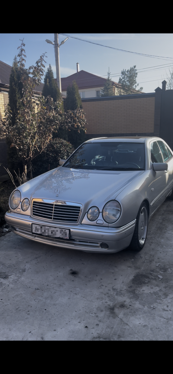 Mercedes Benz w210 5.5 Amg