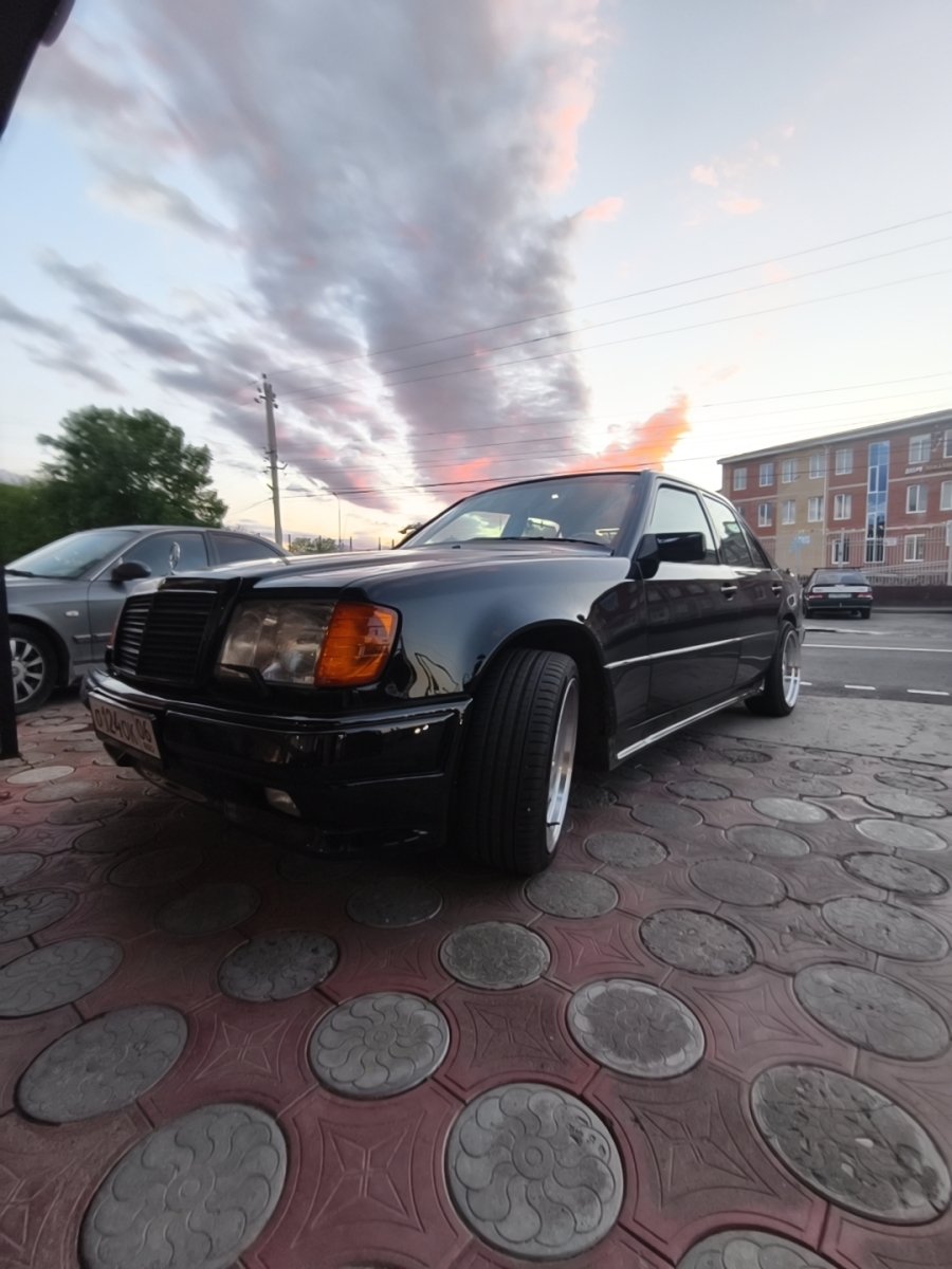 Продаю w124 полностью после реставрации