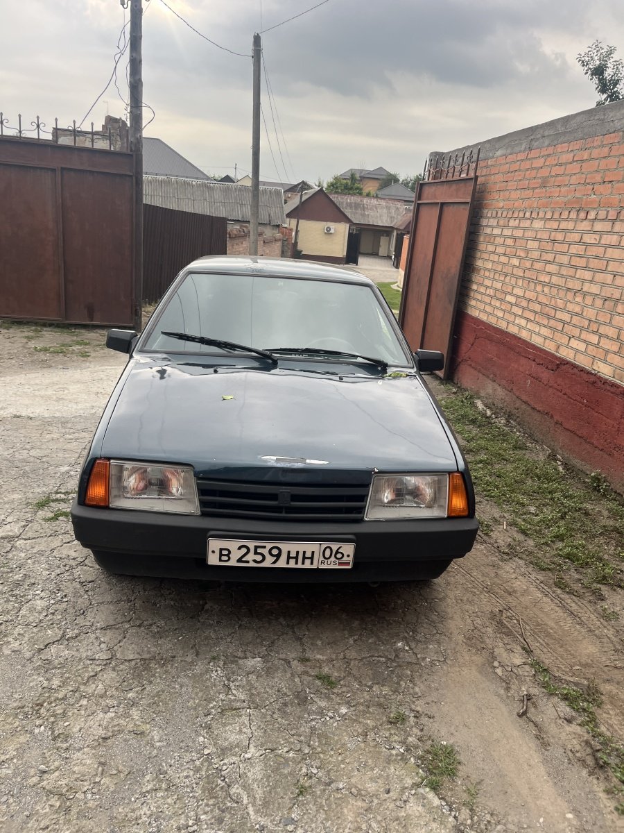 Продаю ваз 21099