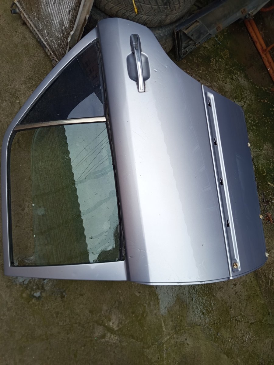 Запчасти на w 124
